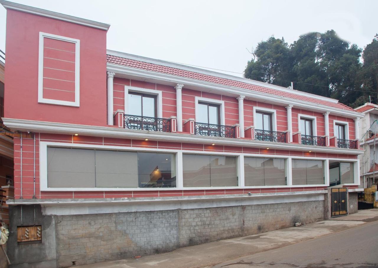 Hotel Oyo 16773 Hillcrest Metro à Ooty Extérieur photo